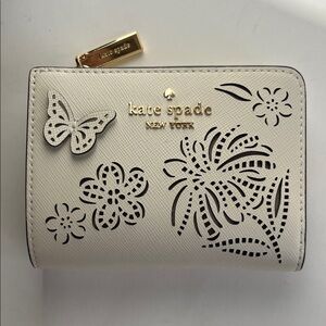 Kate Spade Madison Perforated Small L-zip Wallet Color Meringue Floral Butterfly